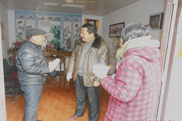 杨庙镇四措并举   温暖返乡党员.png